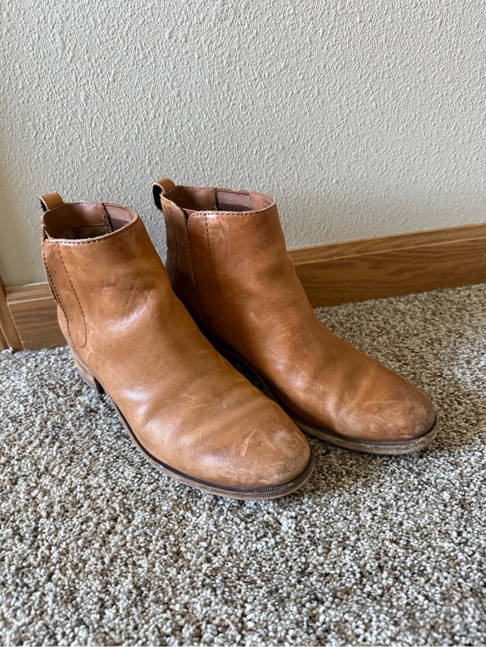 Women’s Kork-Ease Tan Leather Chelsea Ankle Boots